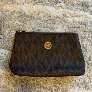 MICHAEL KORS clutch